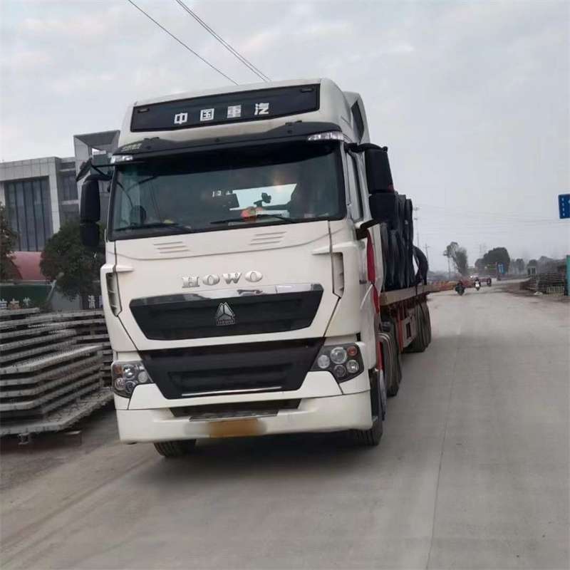 新安县元江县进仓物流：专线直达的多元货运之旅