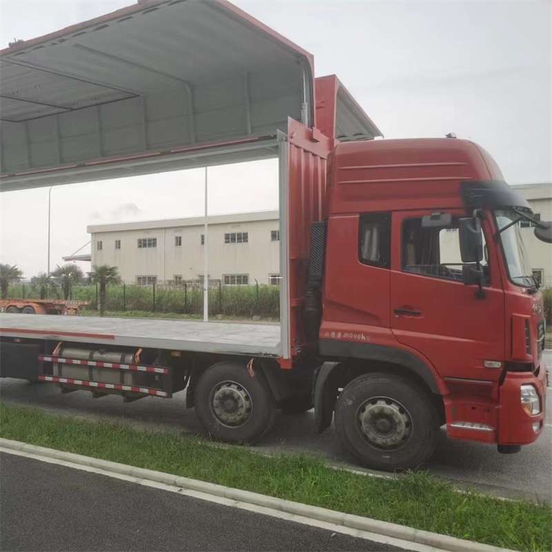 新安县德格县进仓物流：专线直达的多元货运探索